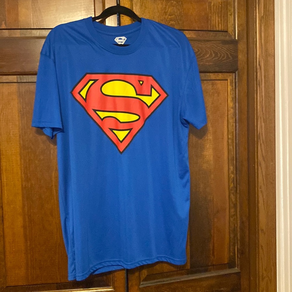 Men’s Superman Moisture Wicking Tee